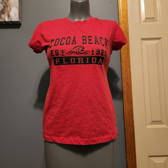 Cocoa Beach, Florida tshirt established 1925 Retro vacay souvenir - Picture 1 of 4